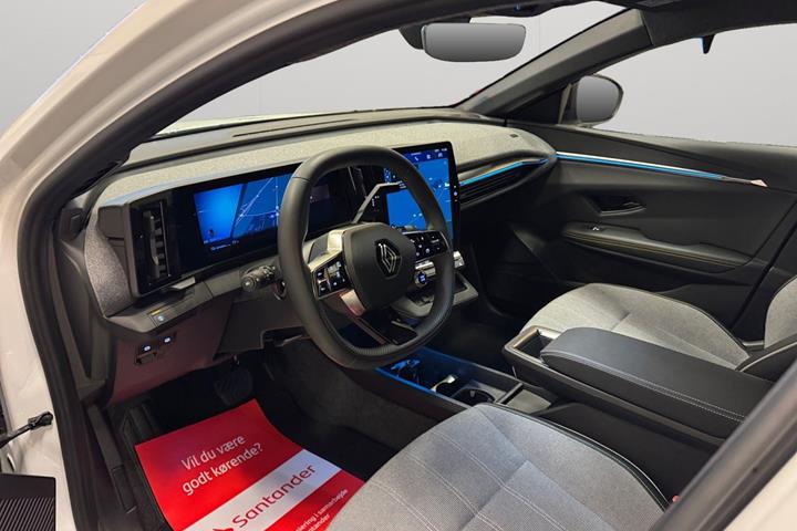 Hvid Renault Megane E-Tech fra 2025