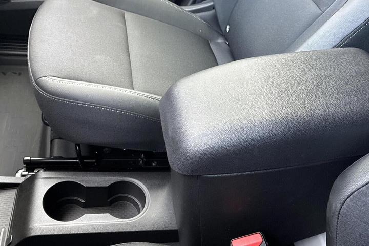 Hvid Renault Kangoo fra 2025