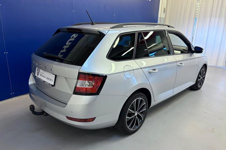 Sølv Skoda Fabia fra 2022