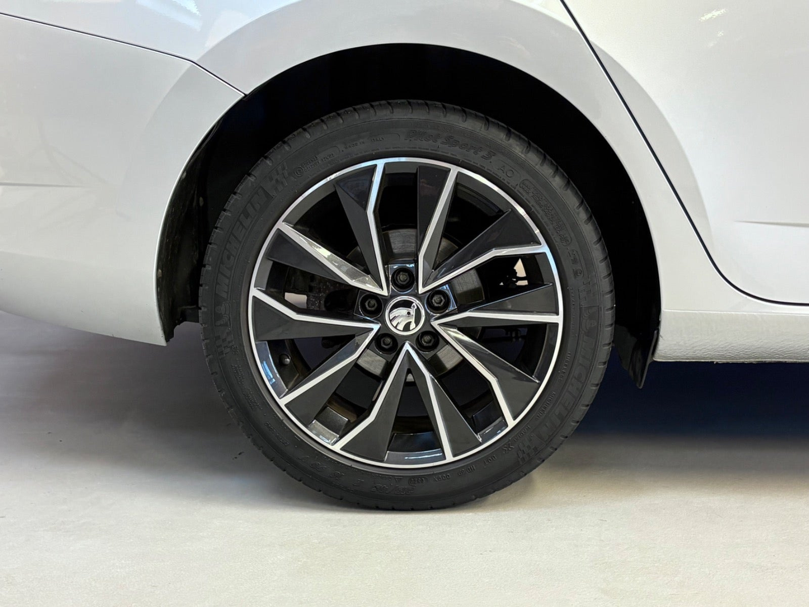 Sølv Skoda Fabia fra 2022