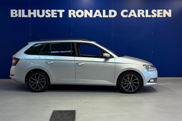 Sølv Skoda Fabia fra 2022