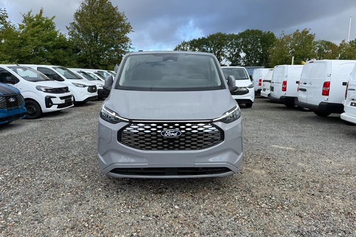 Grå Ford E-Transit Custom 320 L1 fra 2026