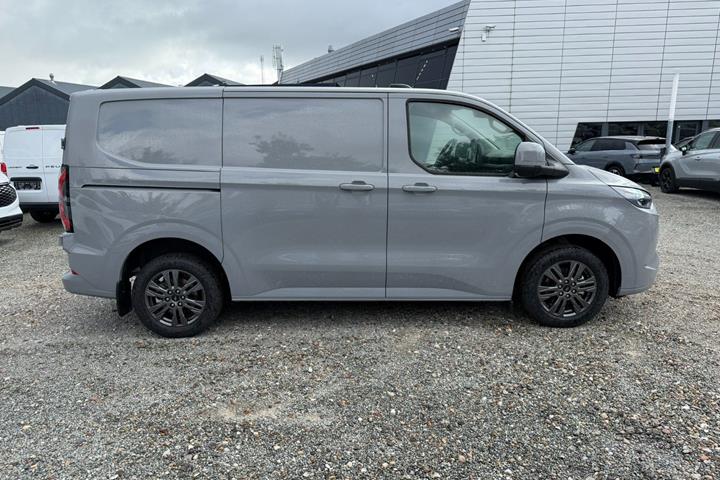 Grå Ford E-Transit Custom 320 L1 fra 2026