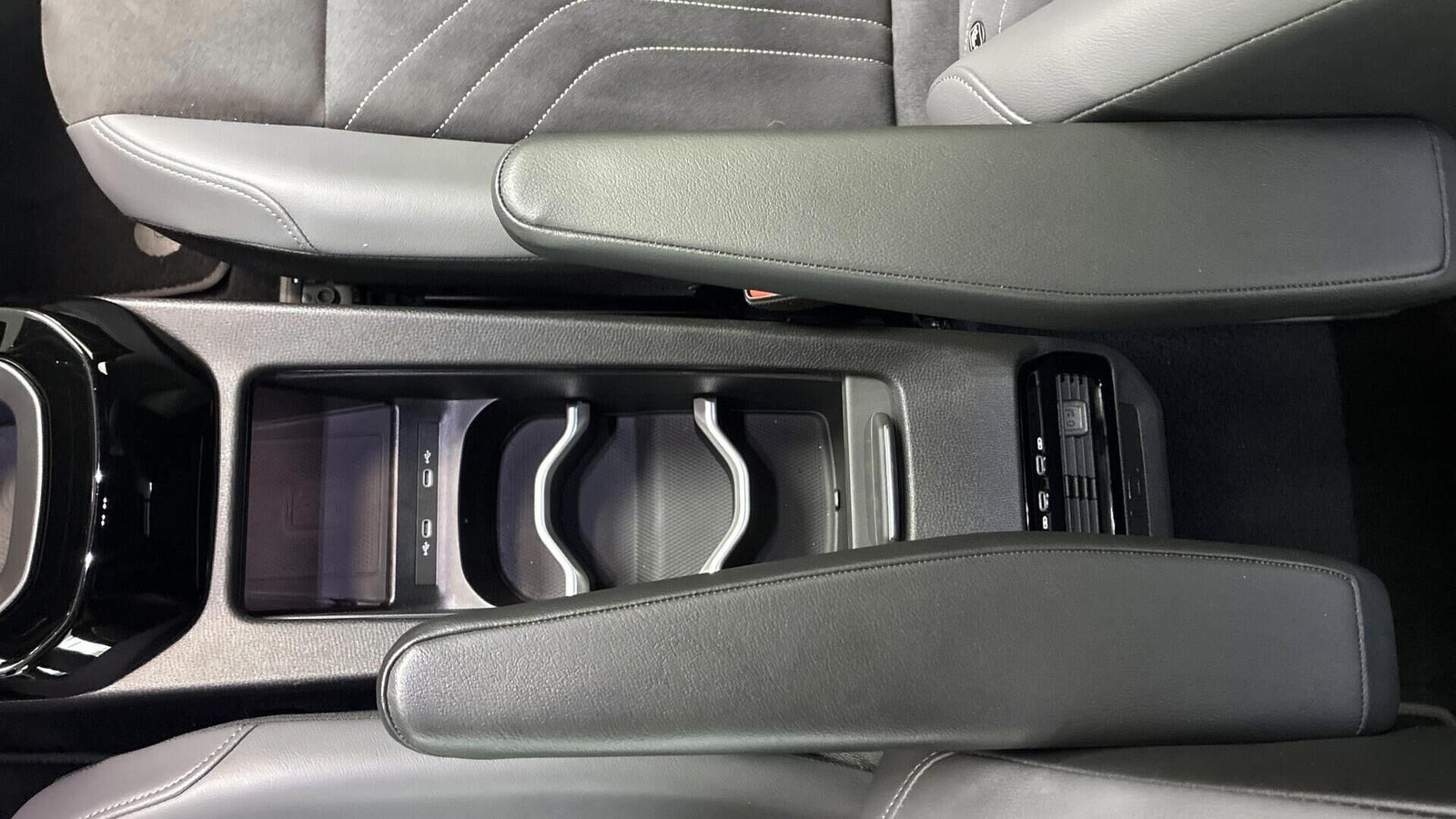 Blå VW ID.4 fra 2023