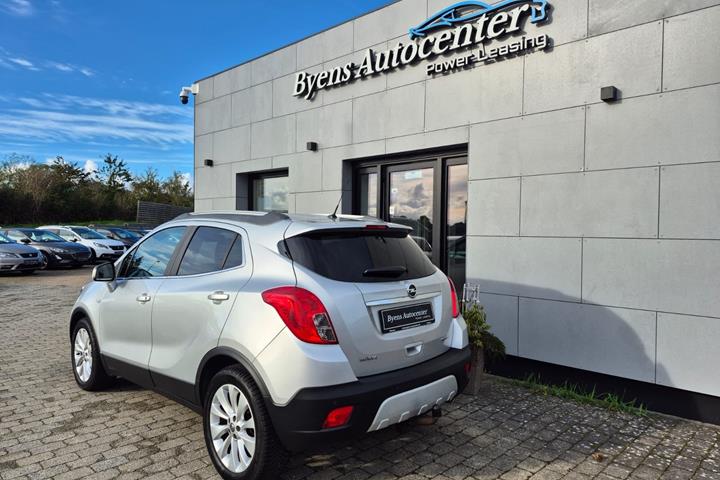 Sølv Opel Mokka fra 2015