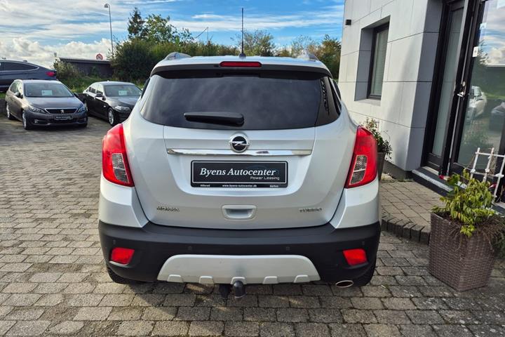 Sølv Opel Mokka fra 2015