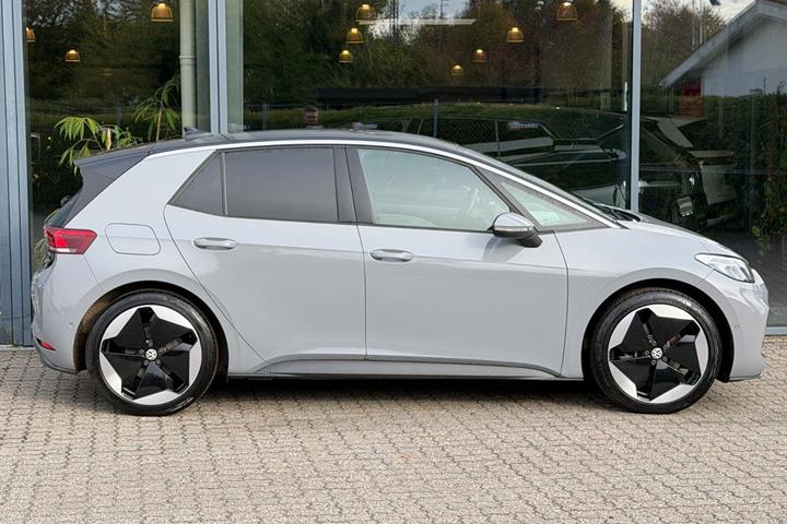 Grå VW ID.3 fra 2024
