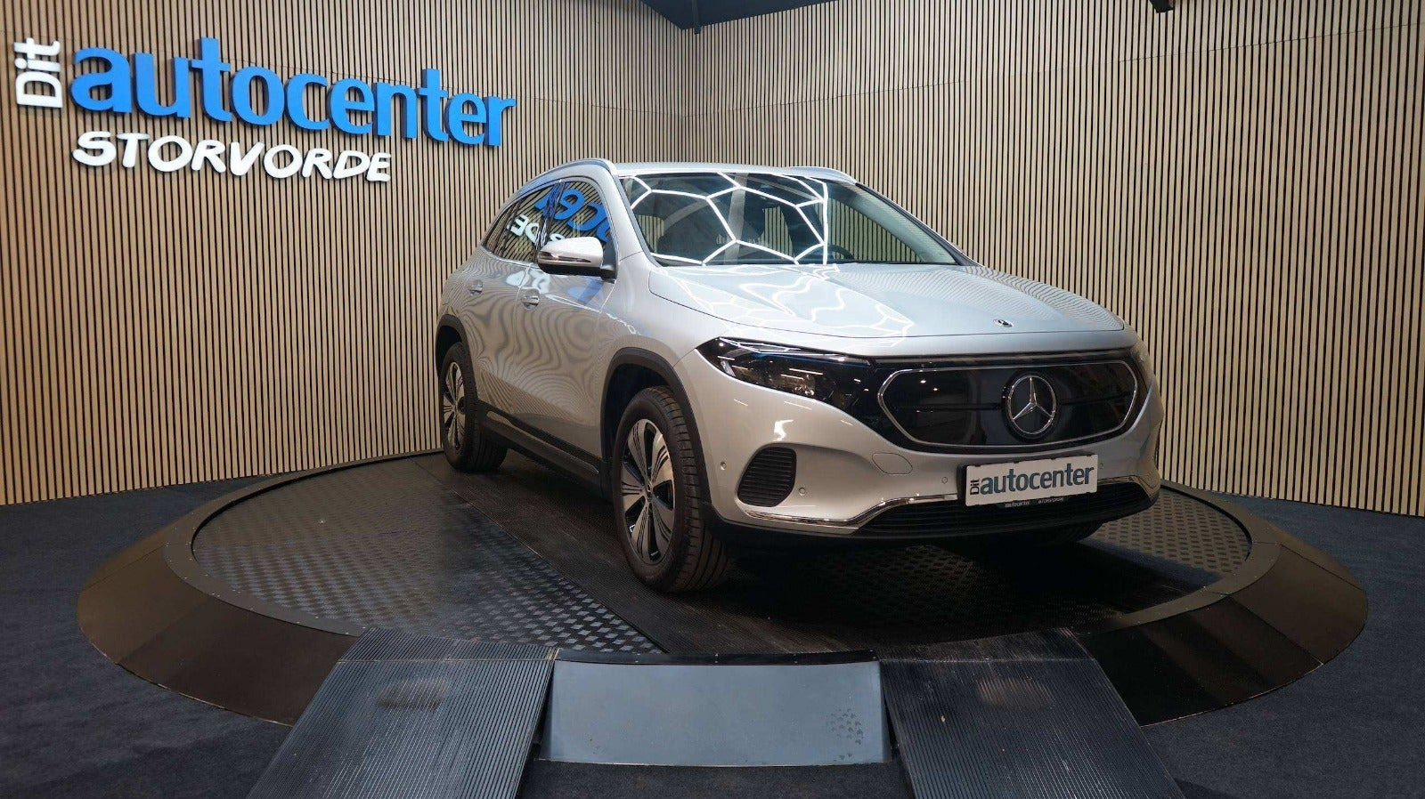 Mercedes EQA300 Progressive 4Matic