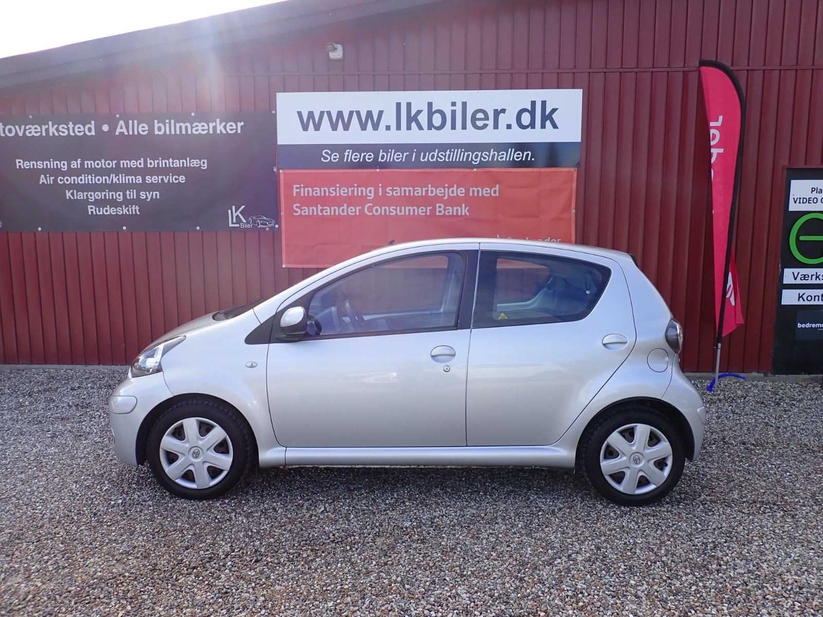 Sølv Toyota Aygo fra 2011