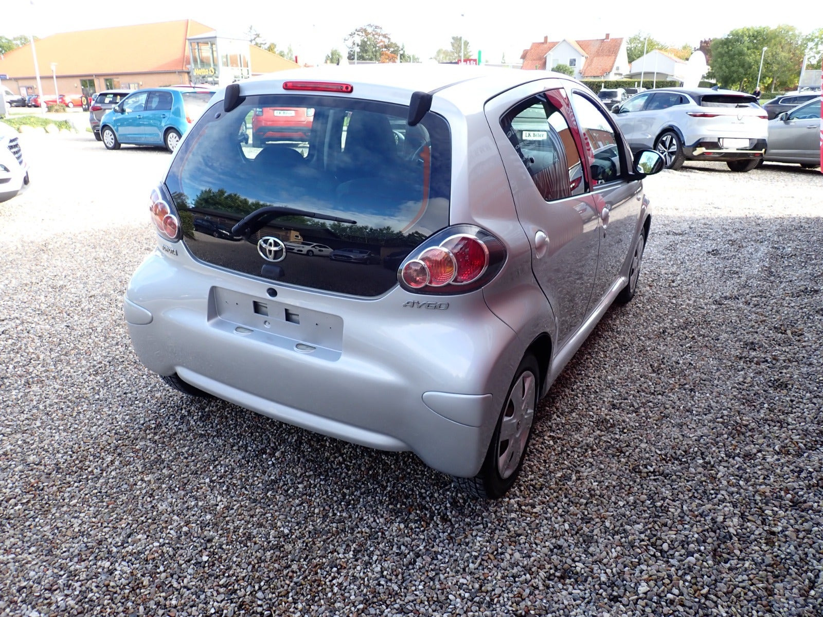 Sølv Toyota Aygo fra 2011