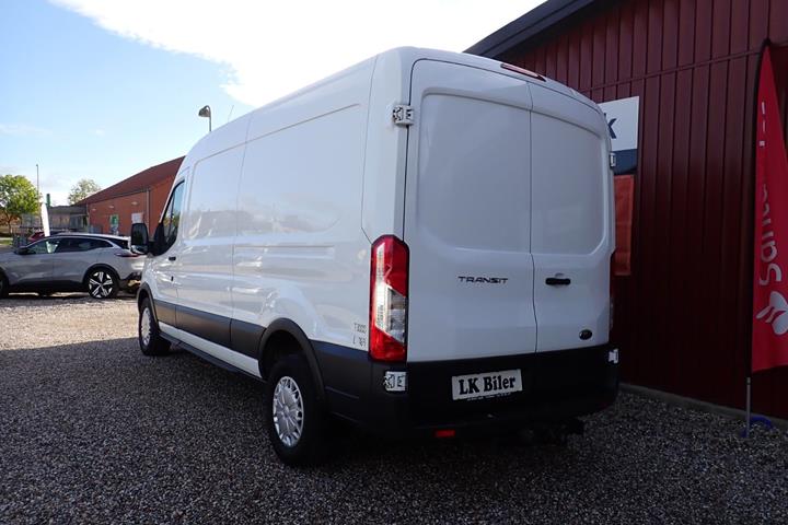 Hvid Ford Transit 310 L2 Van fra 2015 set udefra