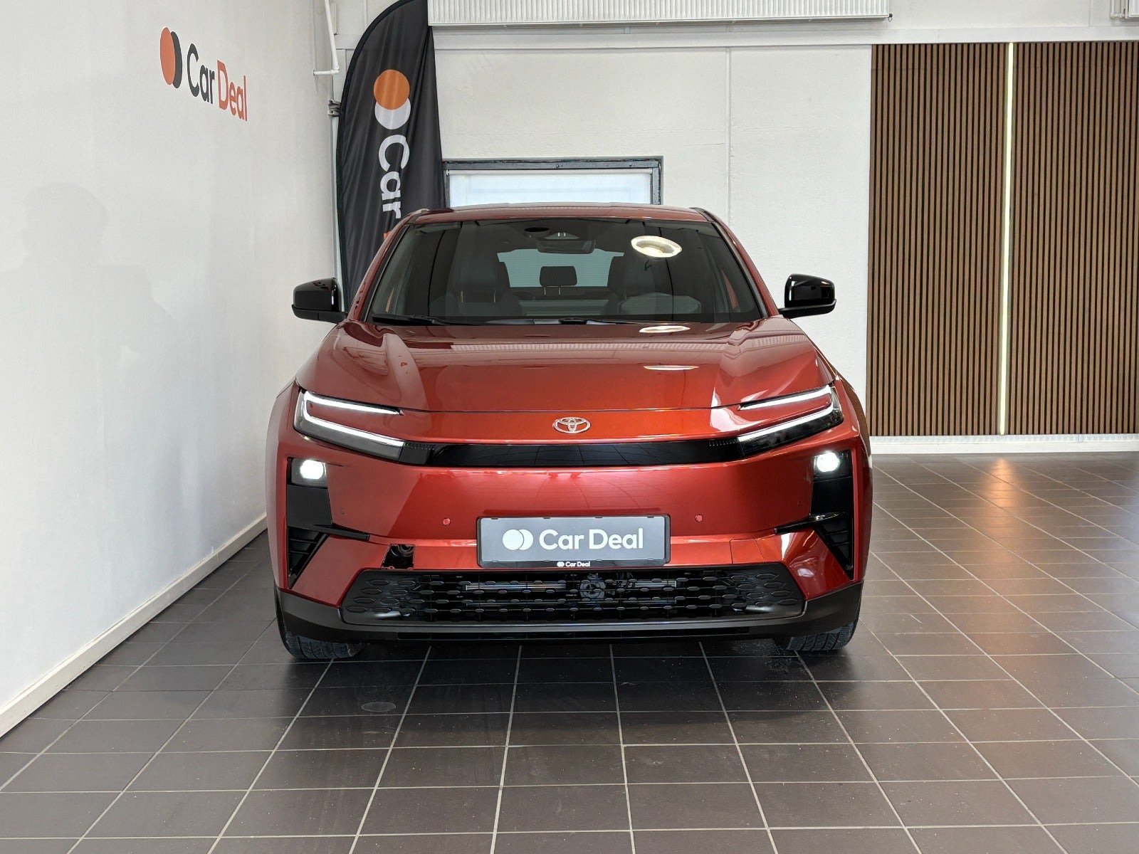 Orange Toyota C-HR+ fra 2026