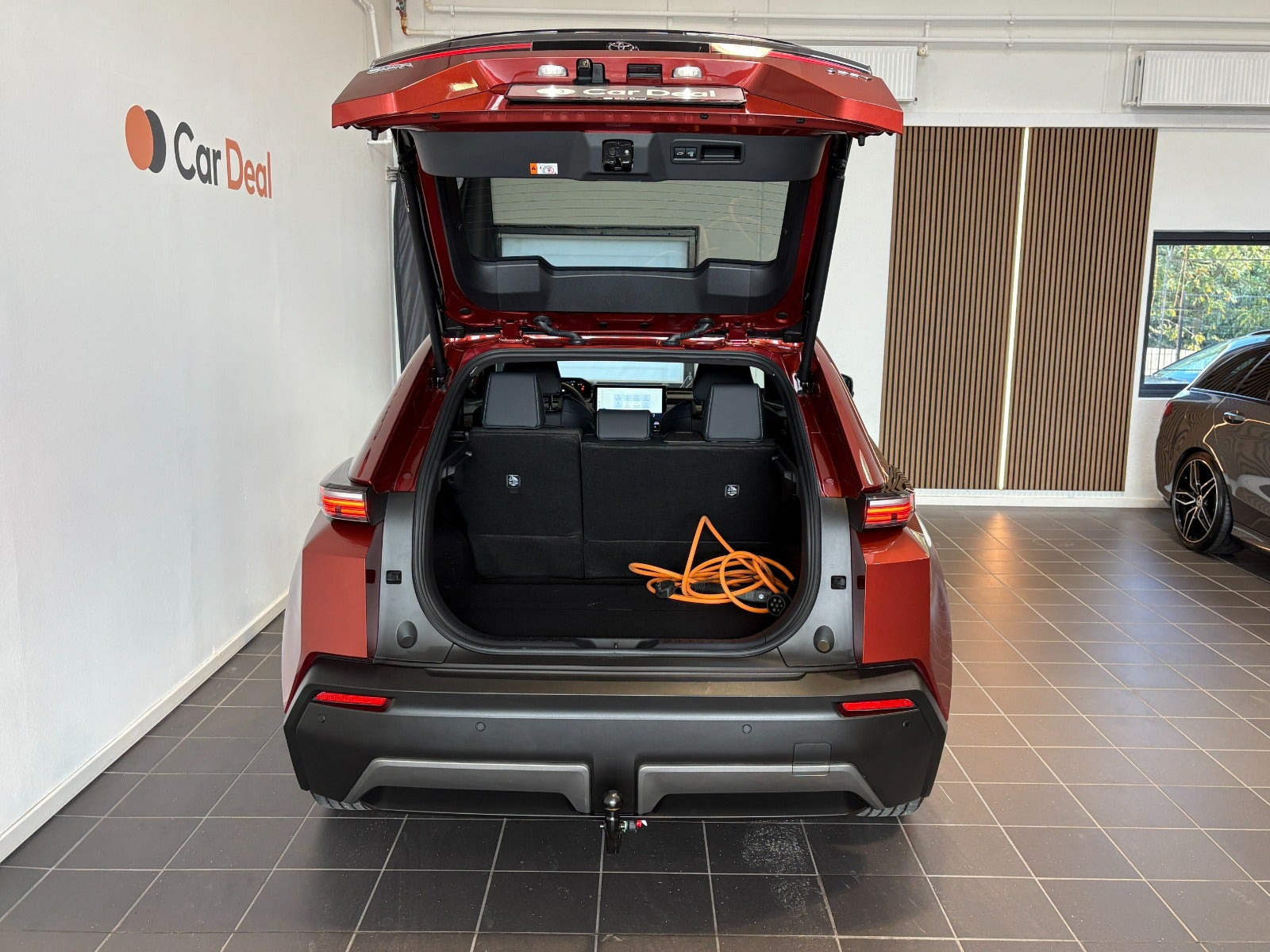 Orange Toyota C-HR+ fra 2026