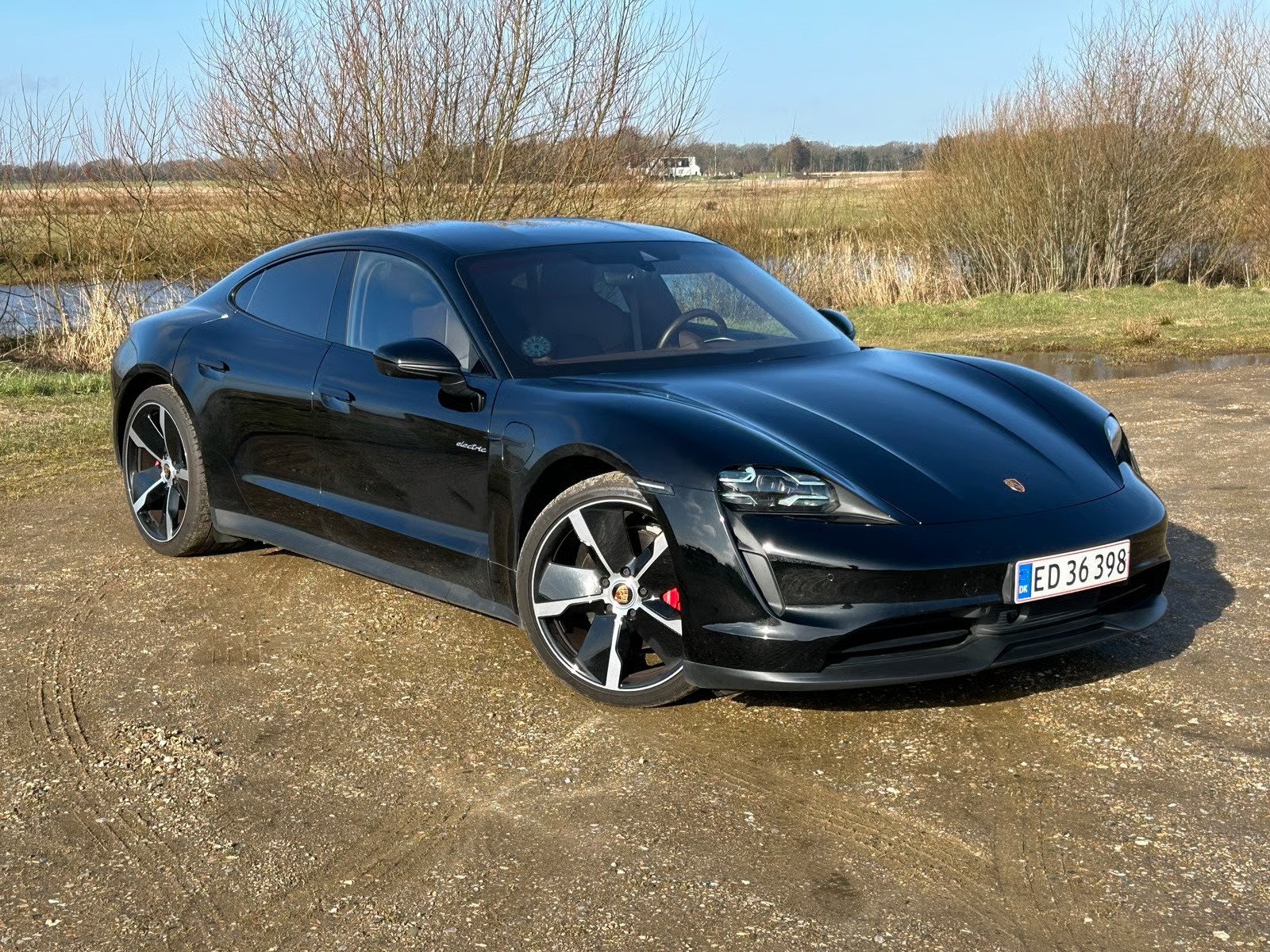 Sort Porsche Taycan 4S fra 2021