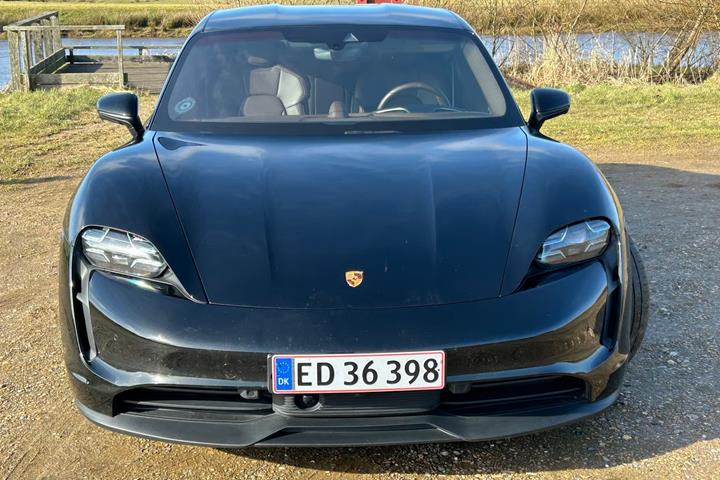 Sort Porsche Taycan 4S fra 2021