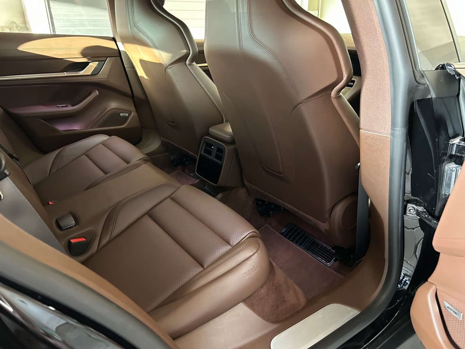 Sort Porsche Taycan 4S fra 2021