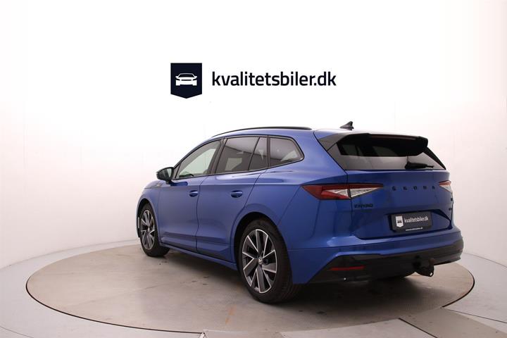 Blå Skoda Enyaq fra 2023