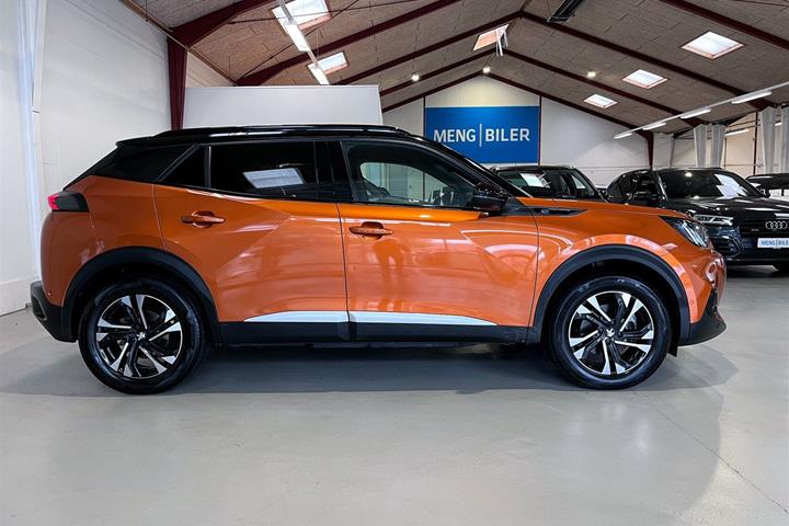 Orange Peugeot e-2008 fra 2022
