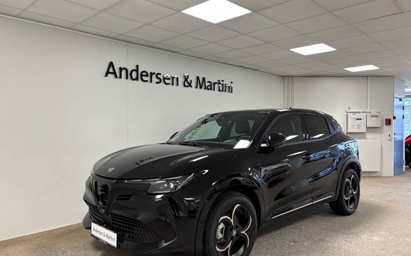 Alfa Romeo Junior EL Intensa 156HK 5d Aut.