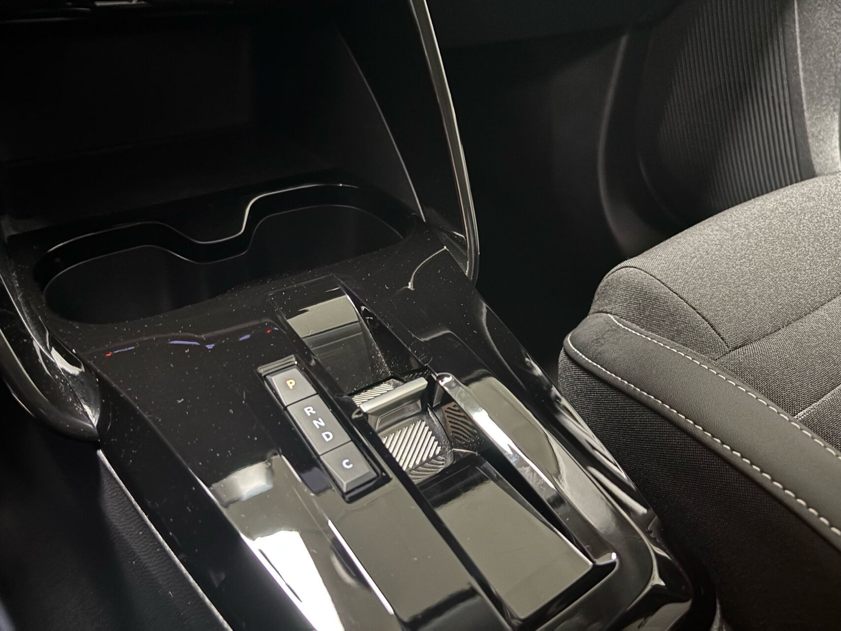 Grå Citroën ë-C3 fra 2025