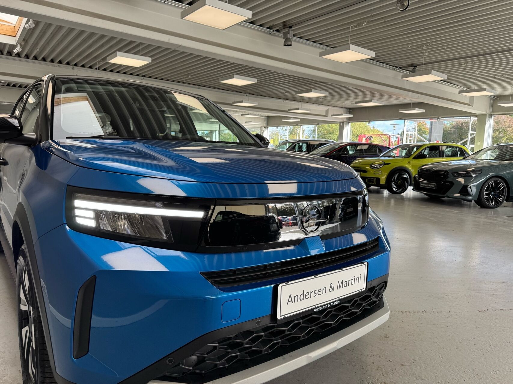 Blå Opel Frontera fra 2025