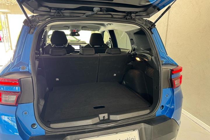 Blå Opel Frontera fra 2025