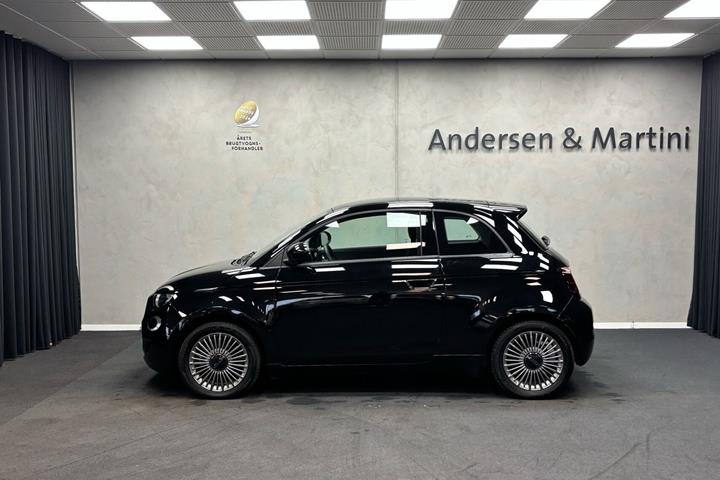 Sort Fiat 500e fra 2023