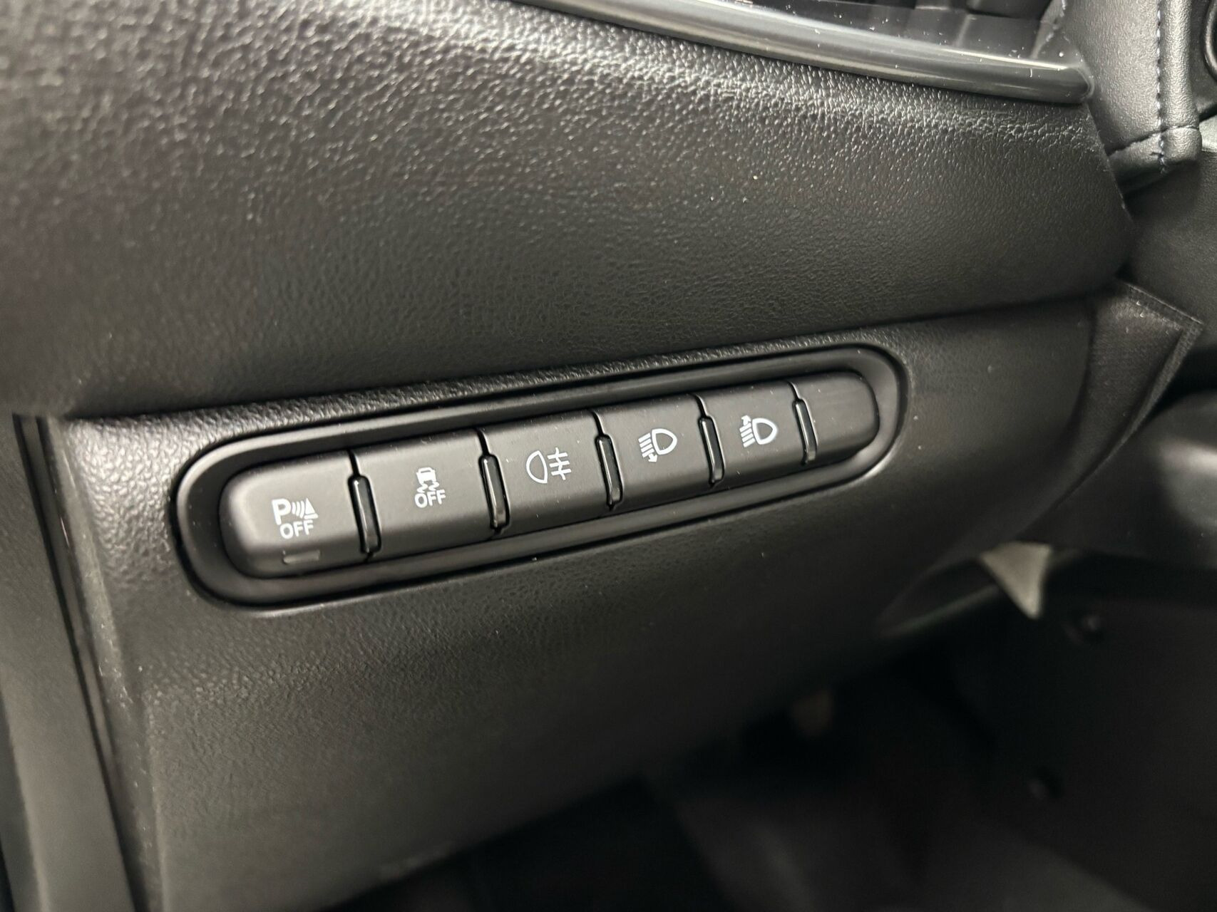 Hvid Fiat 500e fra 2023
