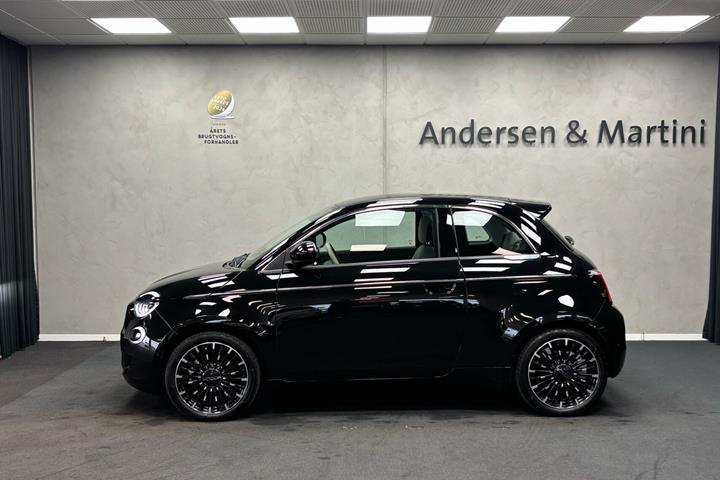 Sort Fiat 500e fra 2023