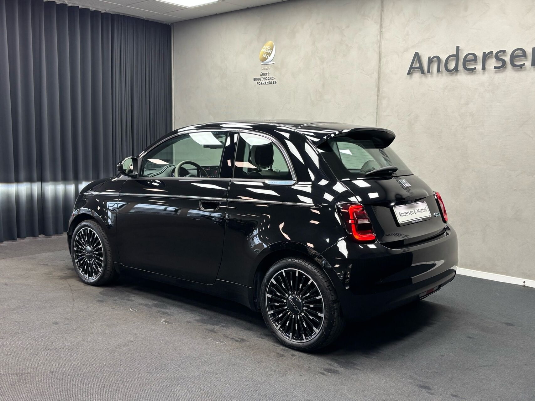Sort Fiat 500e fra 2023