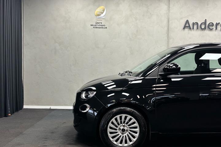 Sort Fiat 500e fra 2023