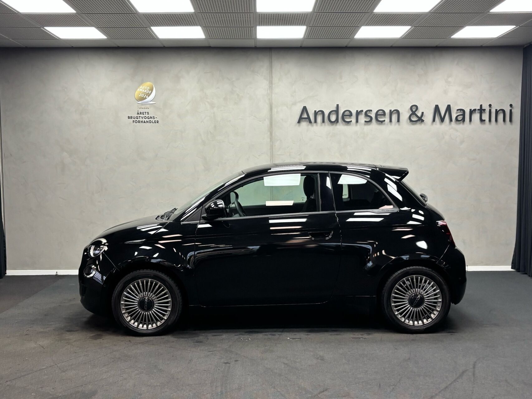 Sort Fiat 500e fra 2024