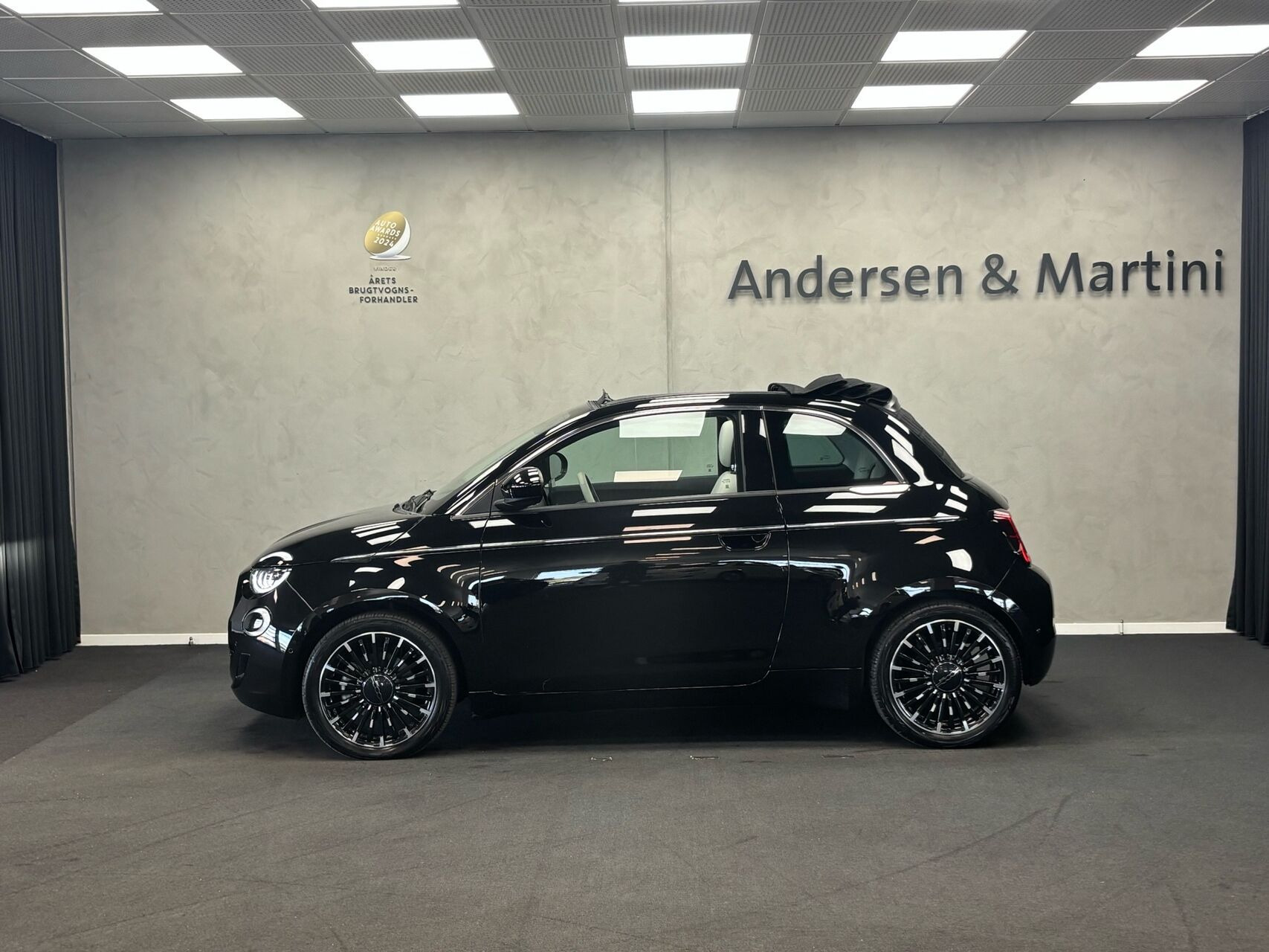 Sort Fiat 500e fra 2024