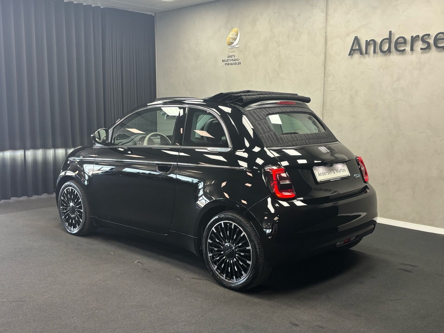 Sort Fiat 500e fra 2024