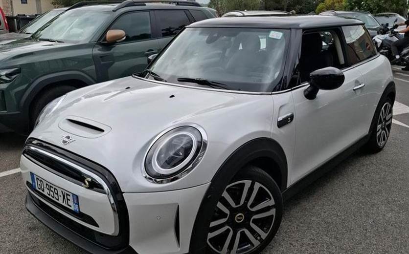 Mini Cooper SE EL Essential 184HK 3d Aut.