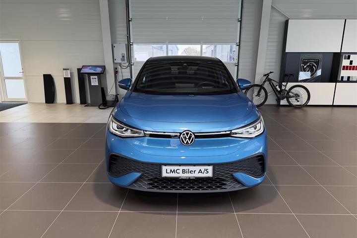Blå VW Volkswagen ID.5 Style Plus Pro fra 2025