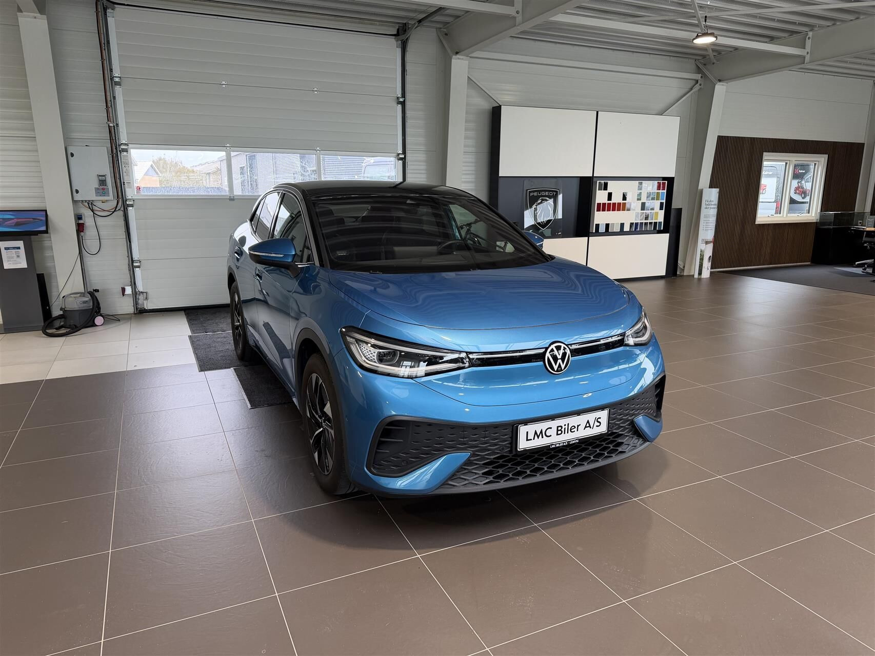 Blå VW Volkswagen ID.5 Style Plus Pro fra 2025