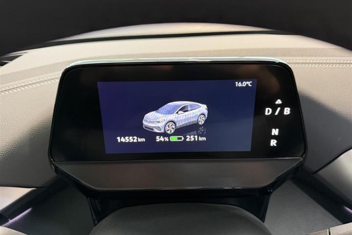 Blå VW Volkswagen ID.5 Style Plus Pro fra 2025