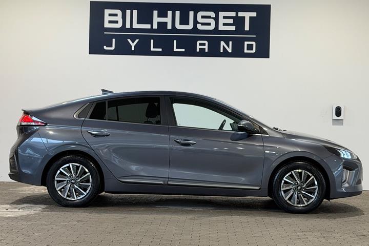 Grå Hyundai Ioniq fra 2020