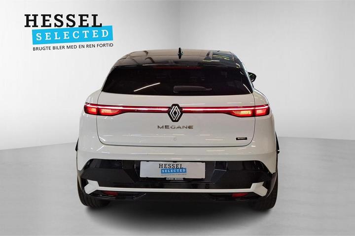 Hvid Renault Megane E-Tech fra 2023