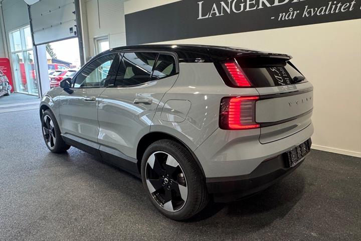 Grå Volvo EX30 fra 2024