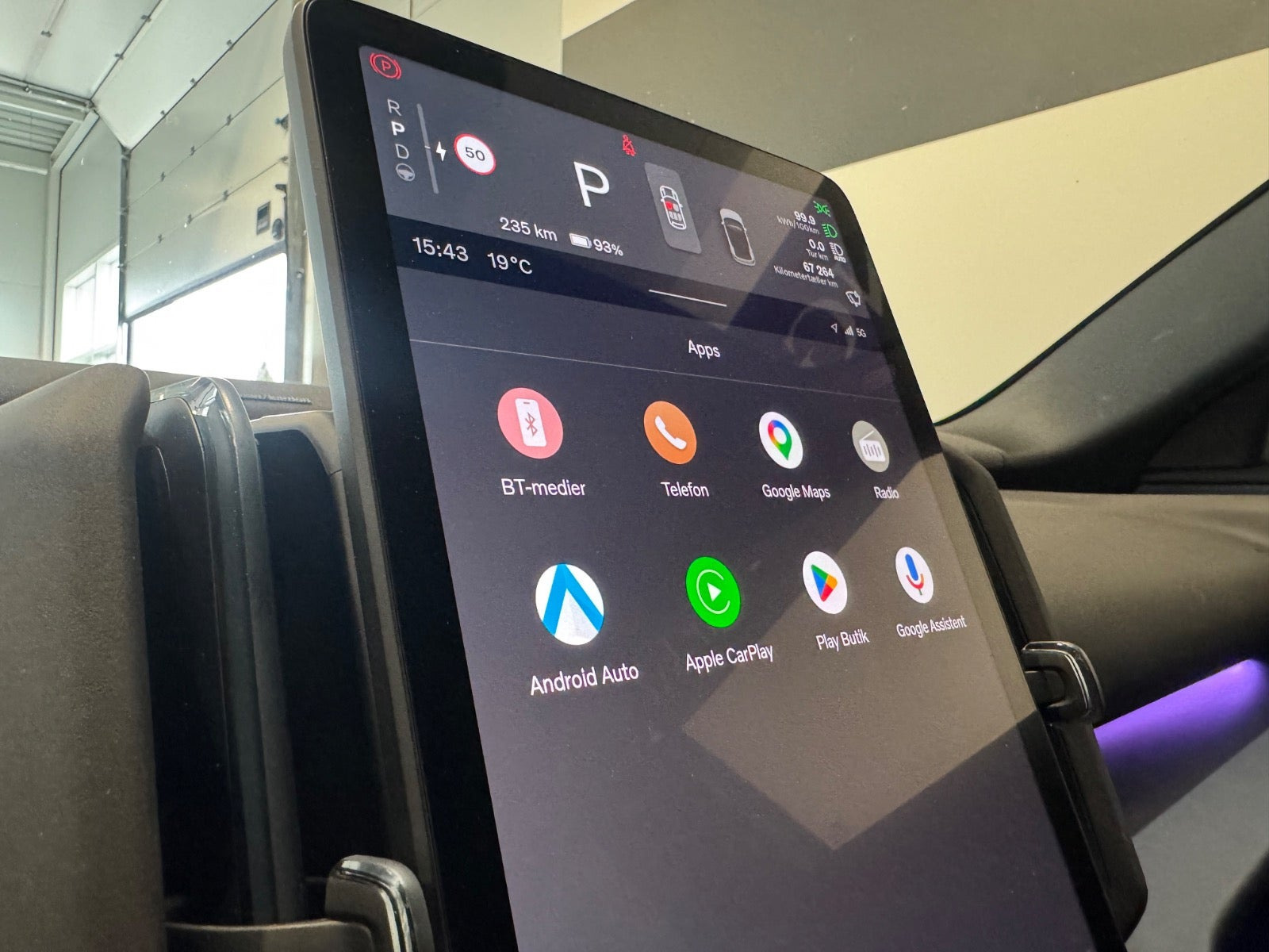 Grå Volvo EX30 fra 2024