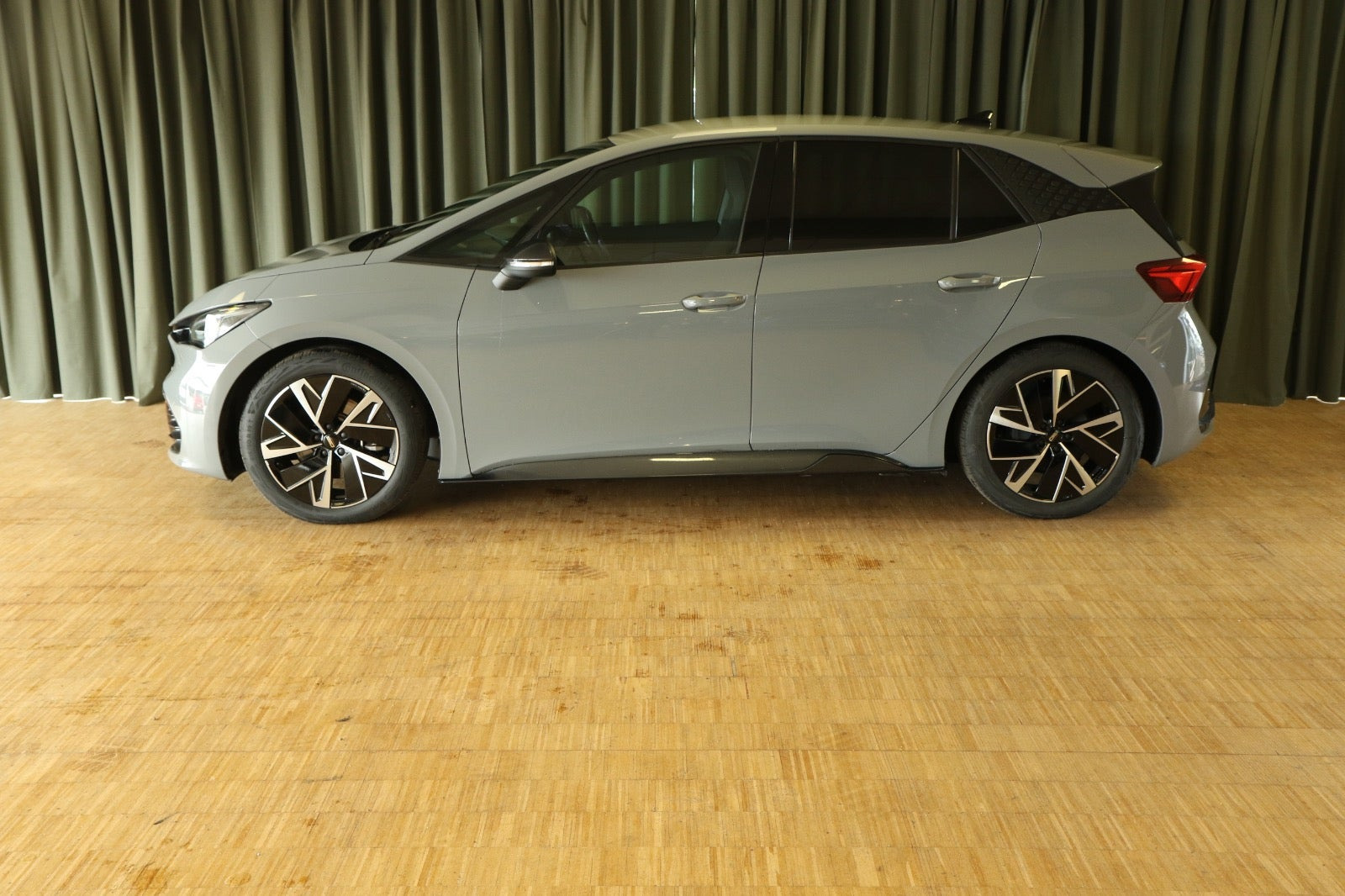 Grøn Cupra Born fra 2022
