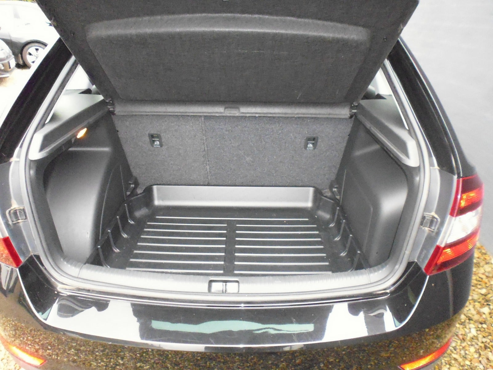 Sort Skoda Rapid fra 2015