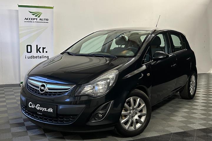 undefined Opel Corsa fra 2014 set udefra