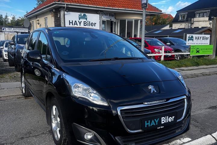 Sort Peugeot 5008 fra 2014