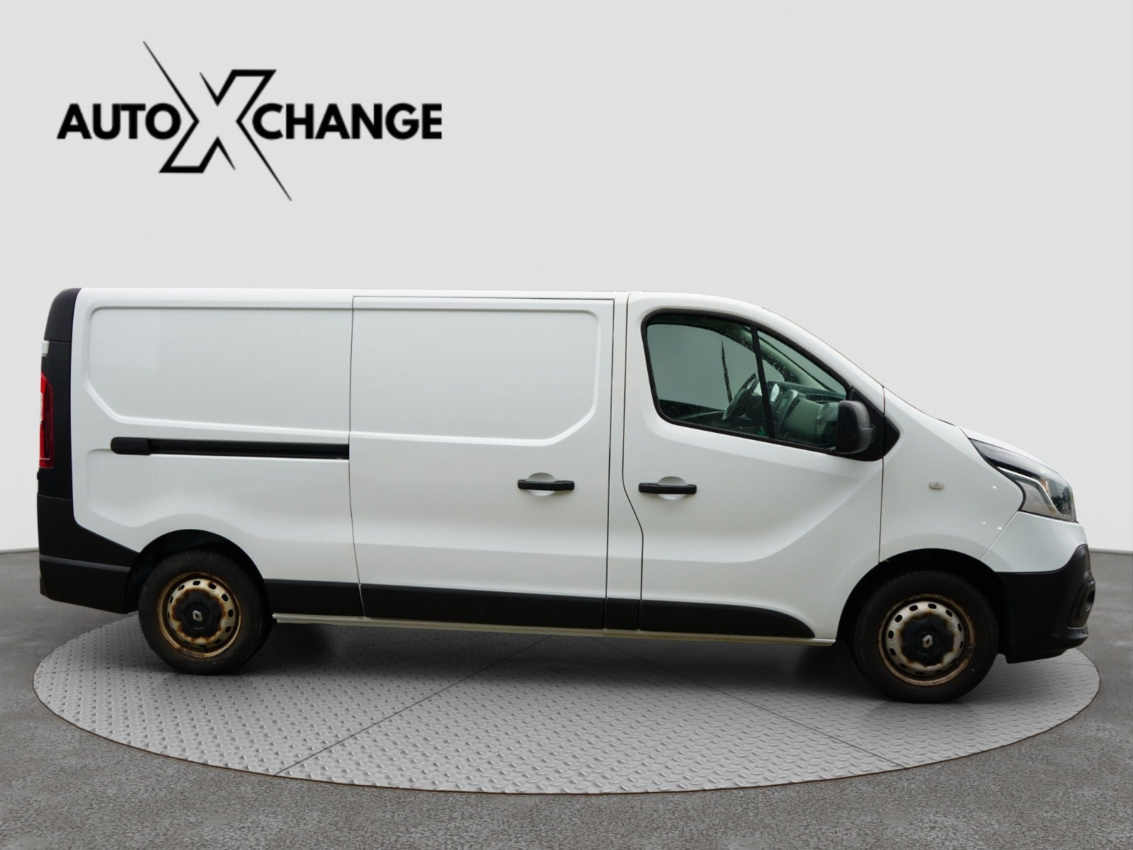 Hvid Renault Trafic T29 fra 2018