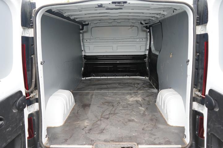 Hvid Renault Trafic T29 fra 2018