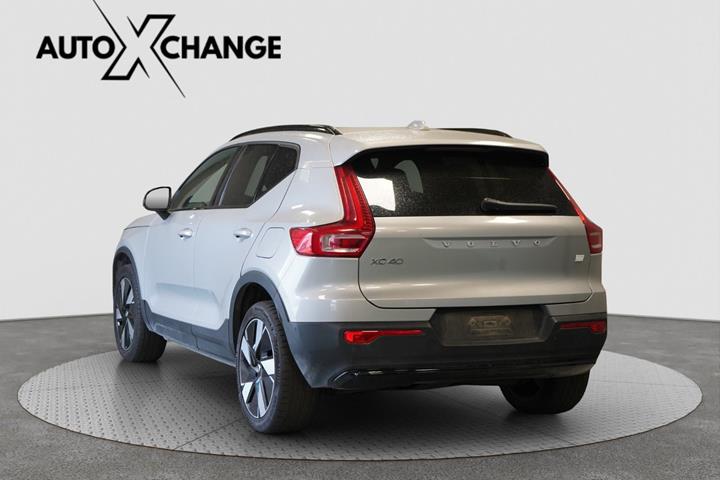 undefined Volvo XC40 fra 2024