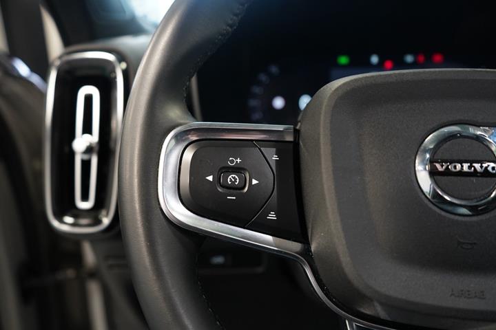 undefined Volvo XC40 fra 2024